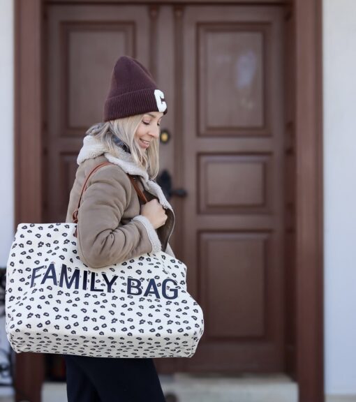 Sac à langer FAMILY BAG blanc cassé léopard de la marque Childhome