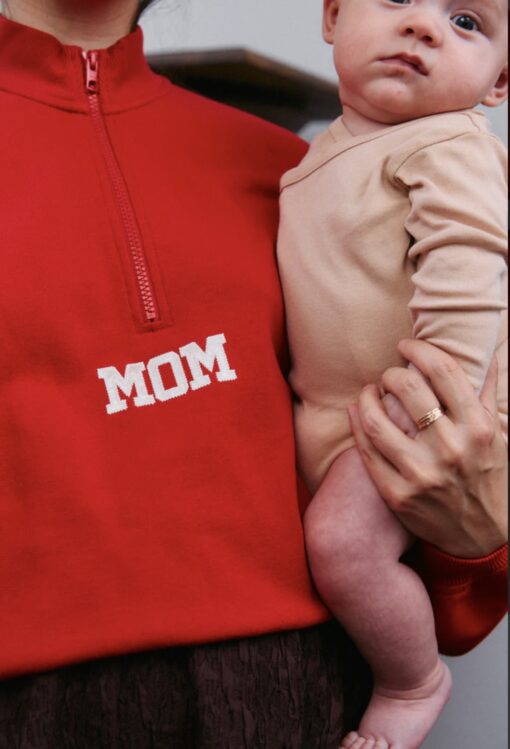 Sweat MOM RED col montant 6