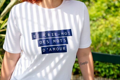 T-shirt allaitement ET CRIE-MOI DES MOTS D'AMOUR de la marque JALLU'S'IN – Image 2