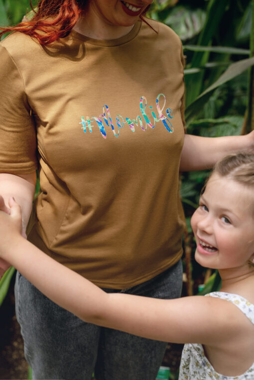 T-shirt allaitement #MOMLIFE camel de la marque JALLU'S'IN
