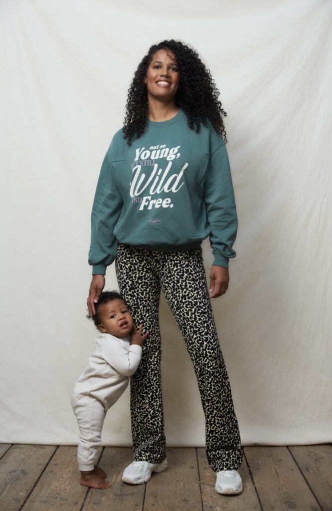 Idées cadeaux pour la Fête des Mères en Suisse 10 Sweat allaitement WILD & FREE de Tajinebanane